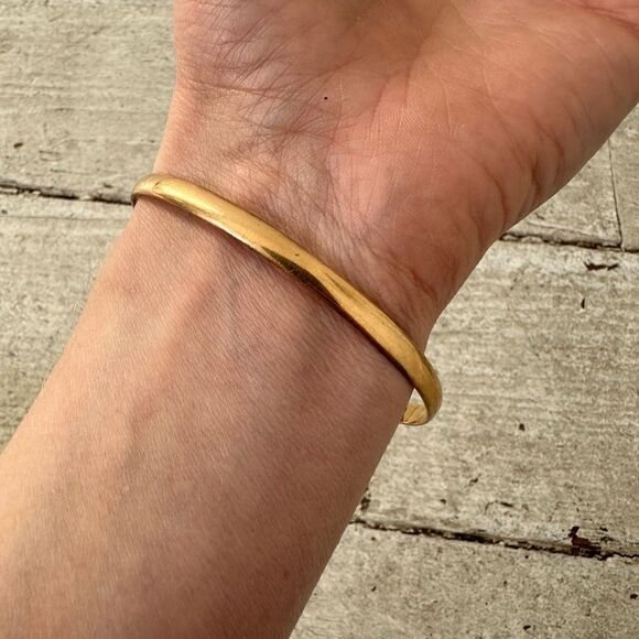 Victorian Era Monogramed B Gold Tone Bracelet - Picture 3 of 7